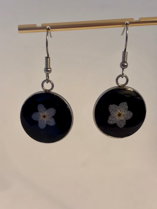 Forget-me-not dangling earrings (1 flower)